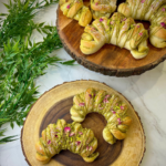 Pistachio bread