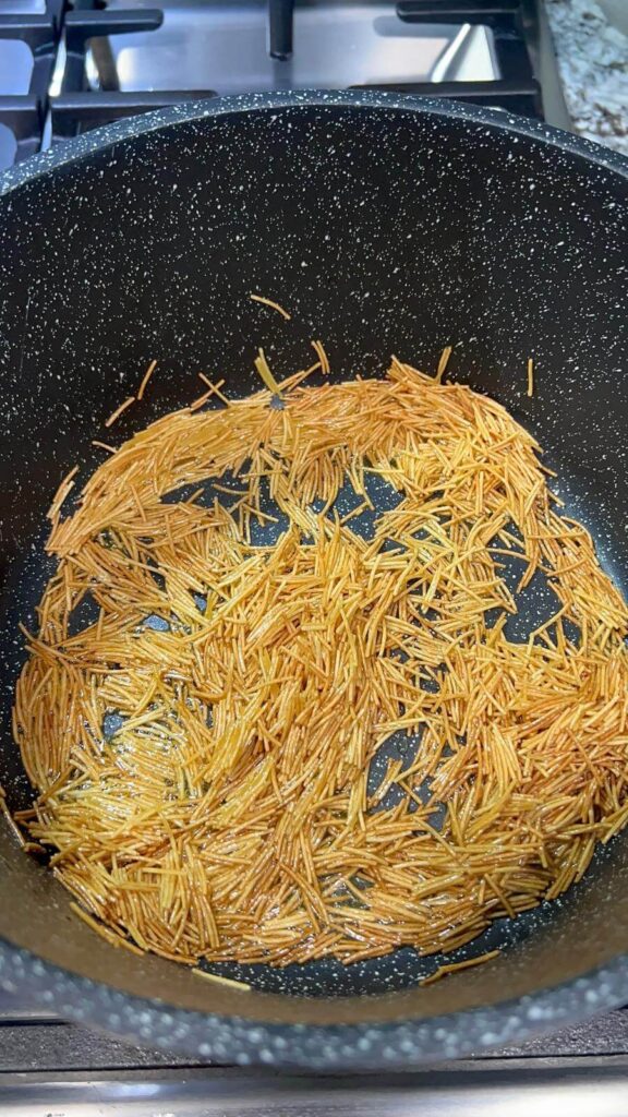 The Vermicelli  turns golden brown