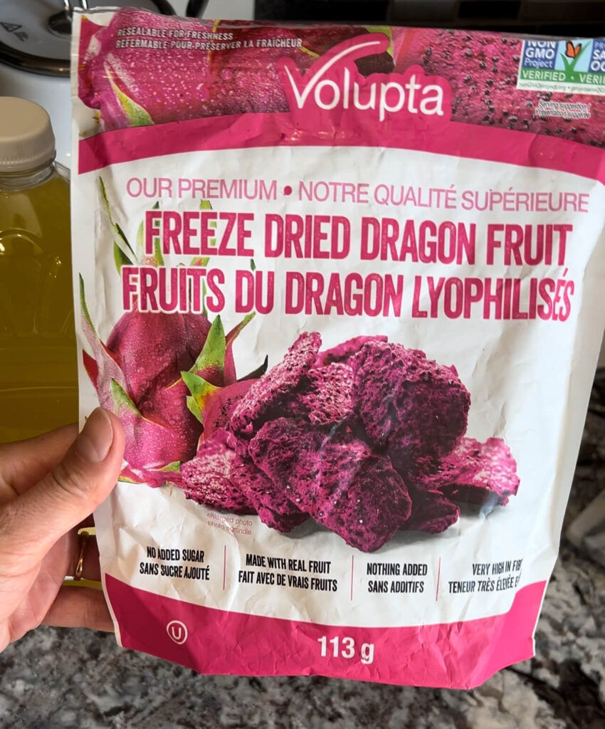 Freeze dried dragon fruit 