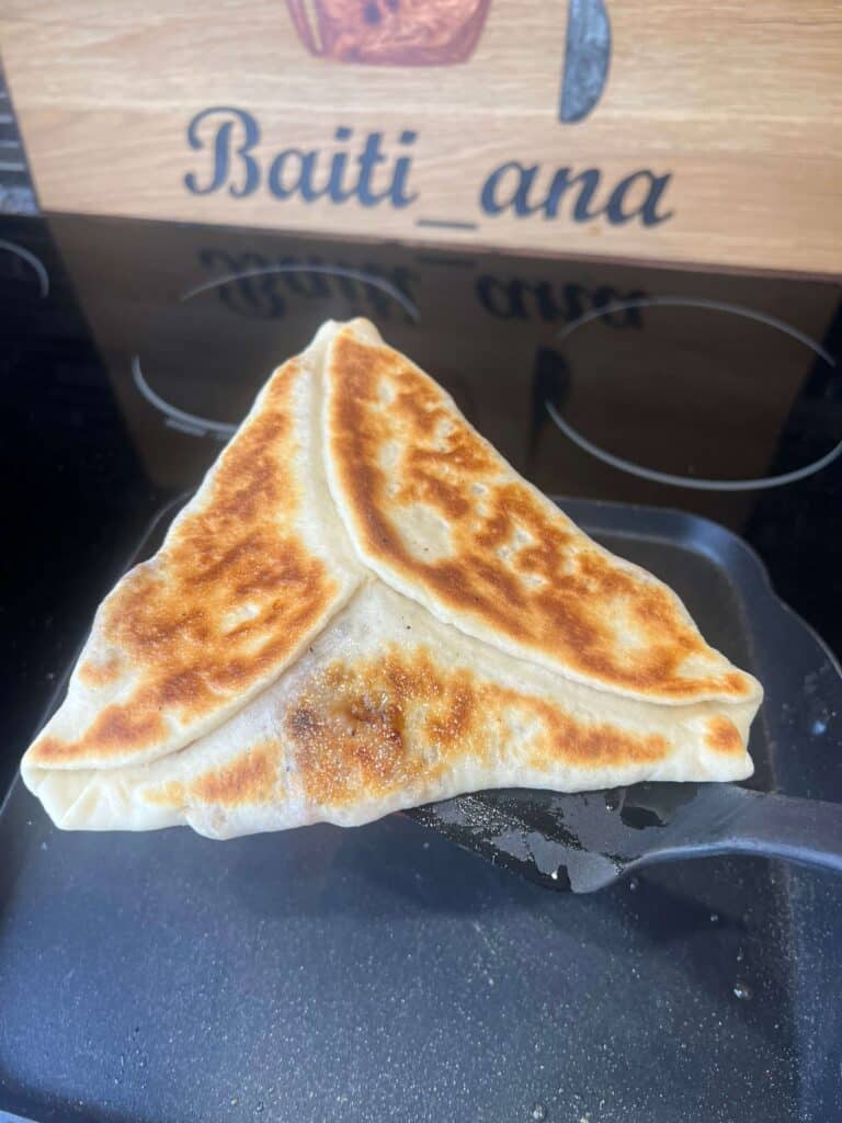 Saj spinach fatayer step by step 