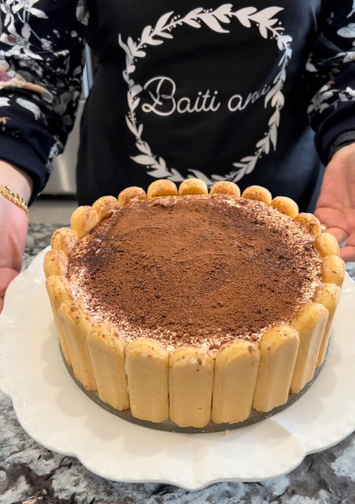 Refrigeration tiramisu for couple hours before serving