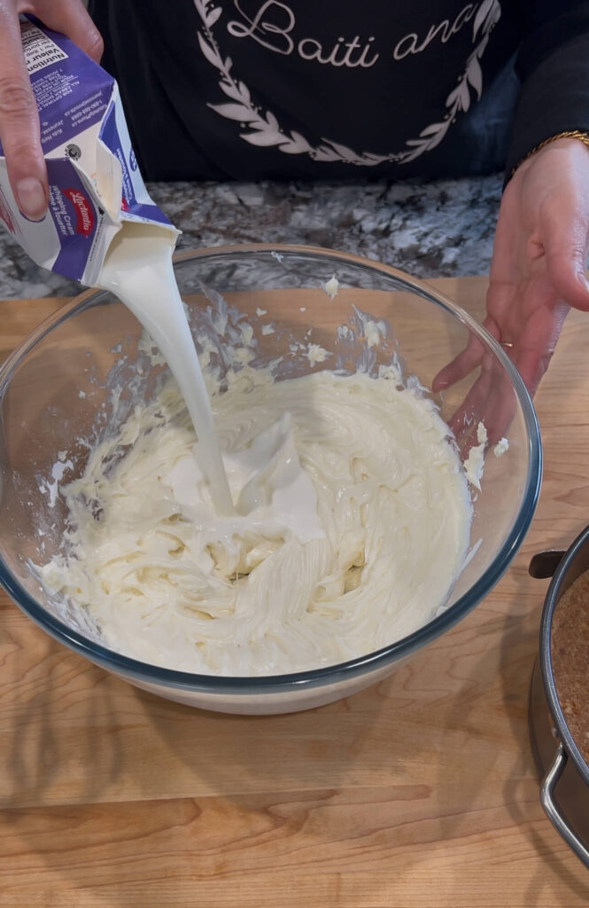 Making No-bake cheesecake step by step 
