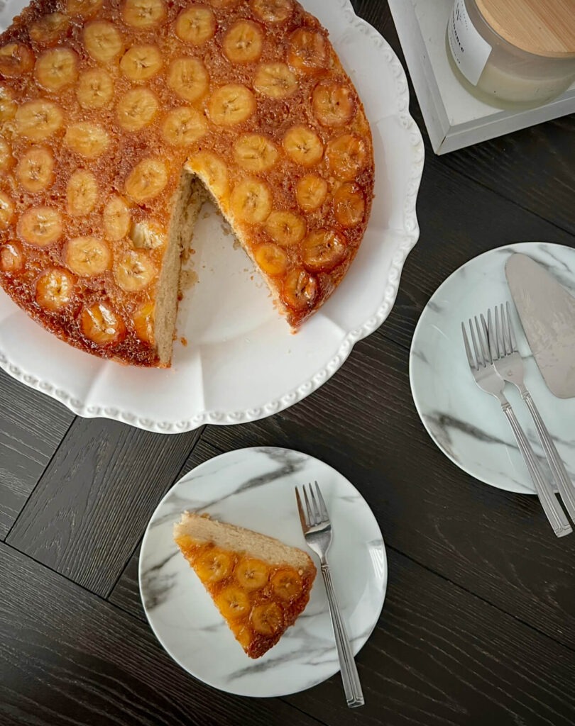 Banana upside down cake