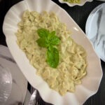 Creamy pesto pasta