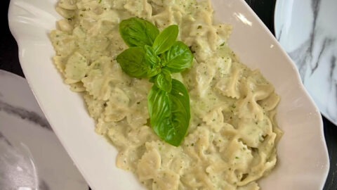 Creamy pesto pasta