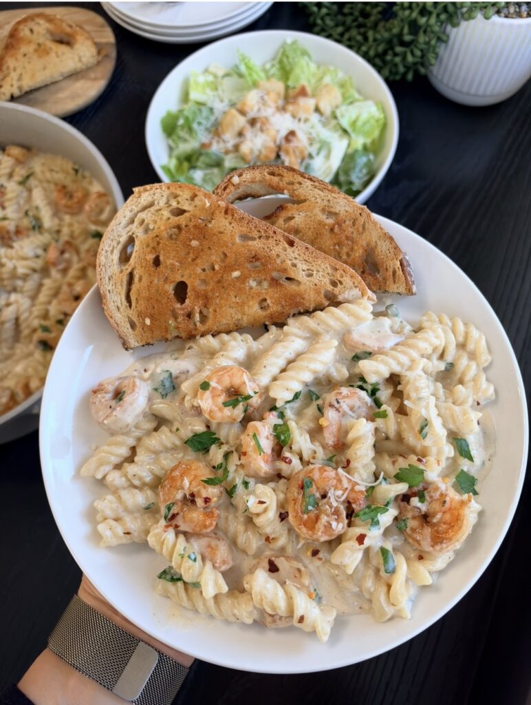 Creamy shrimp pasta 